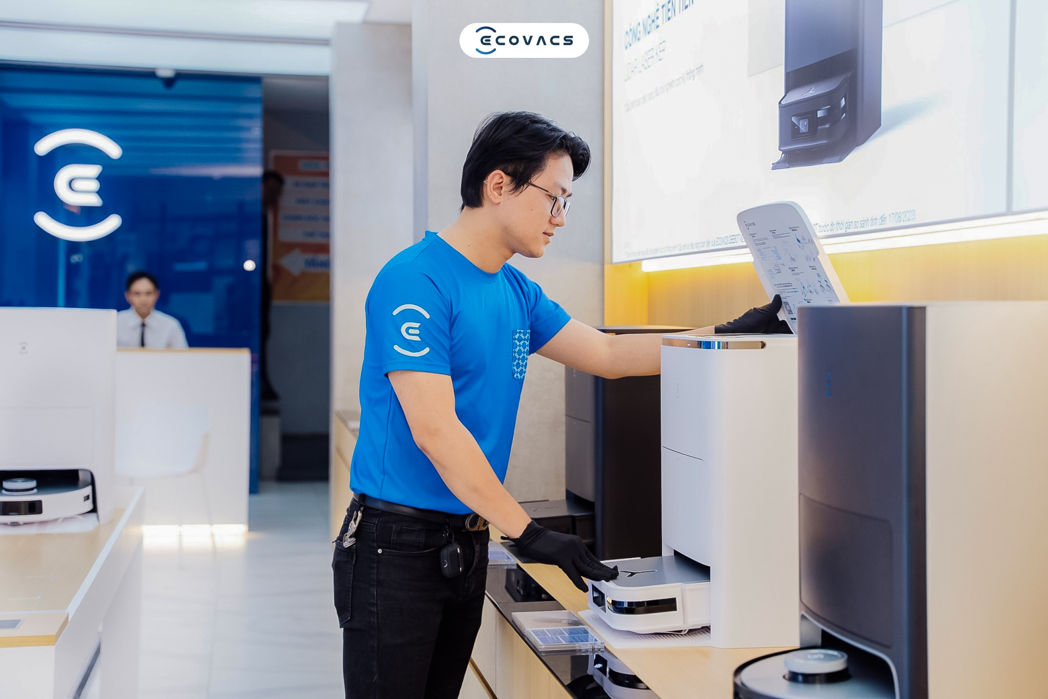 Cửa hàng Ecovacs 2